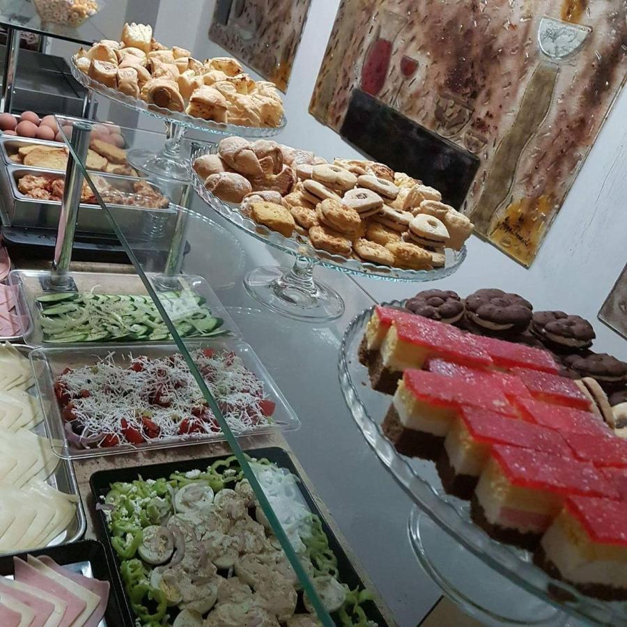 Hotel Honorata Paralía 外观 照片